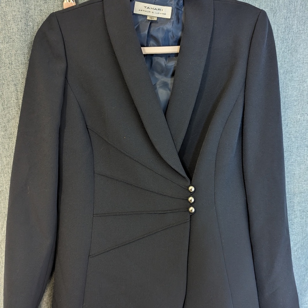 Tahari ASL menswear inspired navy "school girl" blazer  w/ silver button closure